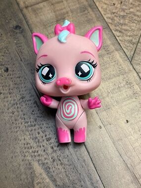 Peggy from the Bubiloons collectible toy line.